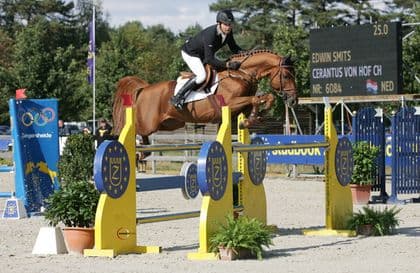 Cerantus von Hof jumping at Lanaken